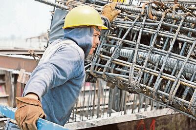 Por crisis, ICA recorta a 13 mil 500 empleados