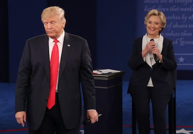 Clinton supera a Trump por 8 puntos tras escándalo por video: sondeo