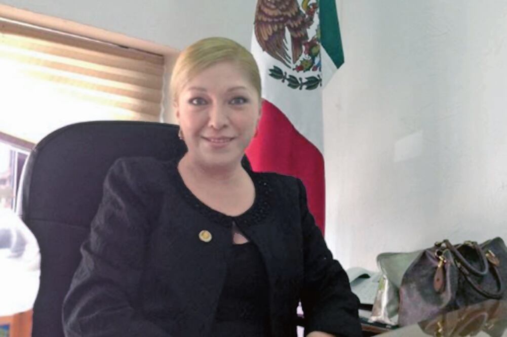 No la convence Ana Balderas, alcaldesa de Atizapán de Zaragoza, destacó que prefiere el Mando Mixto (ARCHIVO. EL UNIVERSAL)