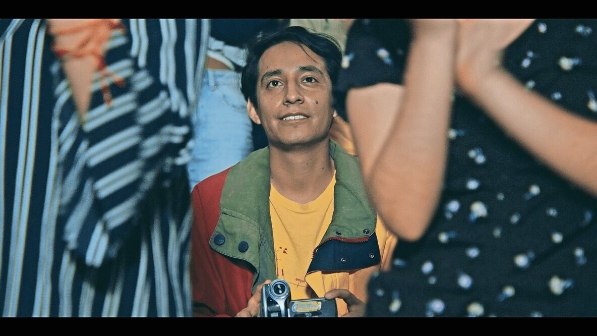 Redes sociales  empujan   Mi ópera prima