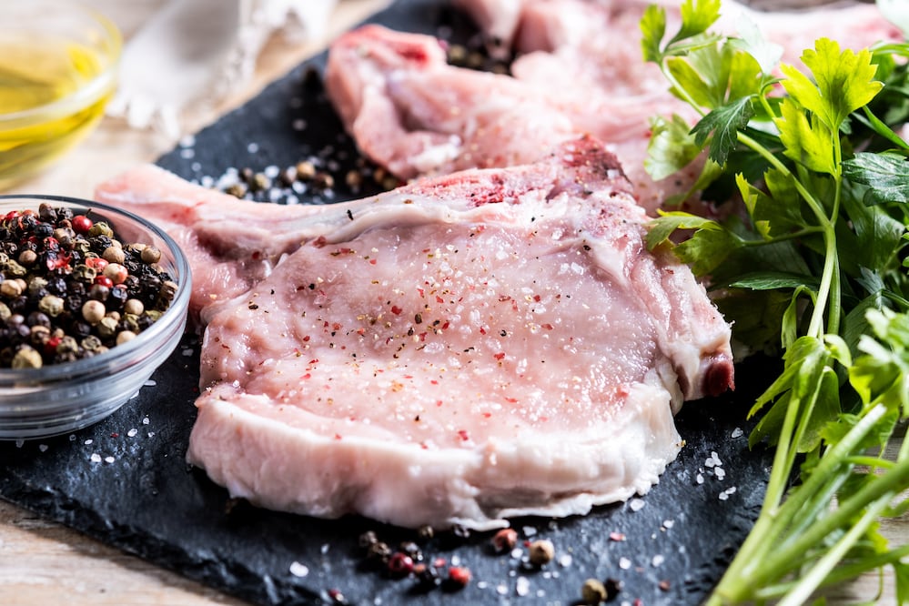 Su consumo y producción reflejan la importancia de la carne de puerco en la gastronomía nacional. Foto: Freepik