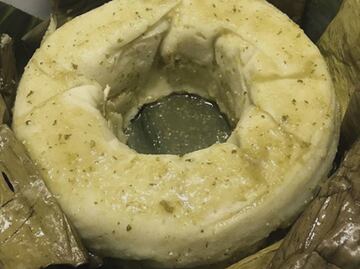 Rosca de tamales, el invento más delicioso de los chilangos