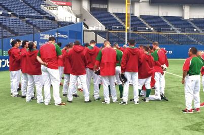 México entrena para su exhibición