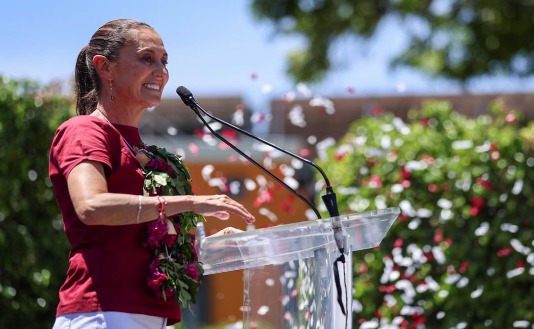 Claudia Sheinbaum Pardo, candidata presidencial por la Coalición Sigamos Haciendo Historia, encabezó un mítin en la plaza principal de Tlaquepaque, Jalisco, ante cientos de simpatizantes de Morena-PT-PVEM. FOTO: DIEGO SIMÓN SÁNCHEZ