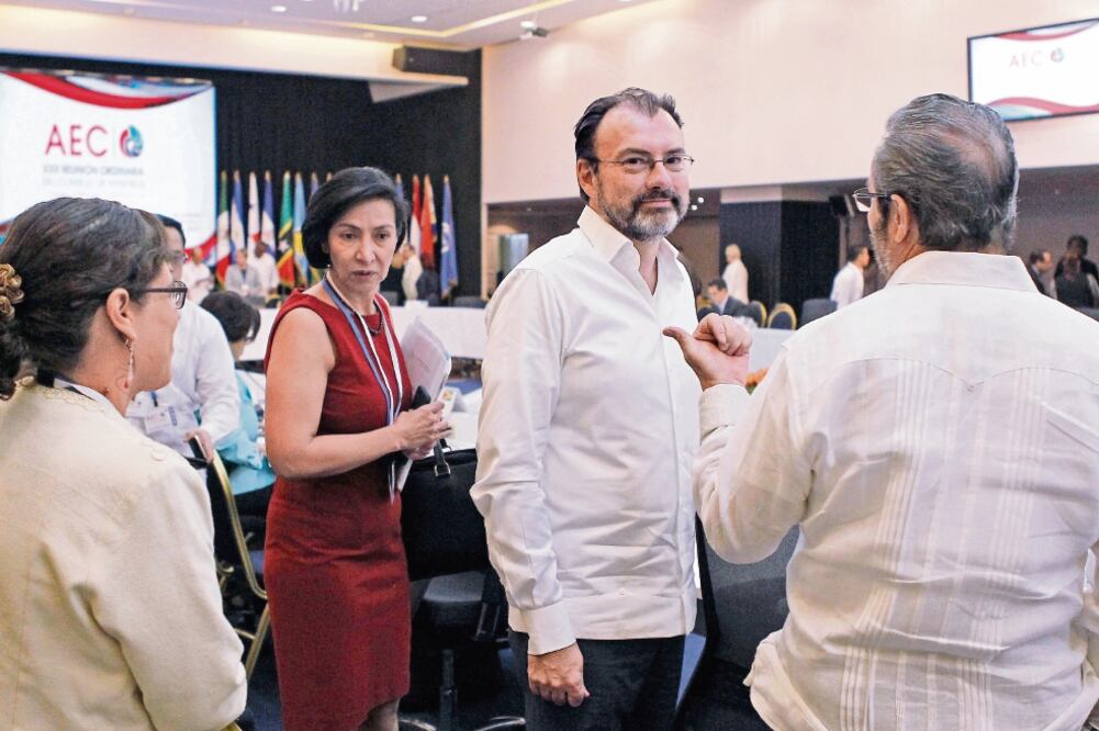 El canciller Luis Videgaray participó en la XXII Reunión Ordinaria del Conse jo de Ministros de la Asociación de Estados del Caribe, realizada en Cuba. (ERNESTO MASTRASCUSA. EFE)