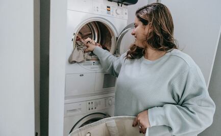 Estas son las prendas de ropa que no debes meter en la secadora