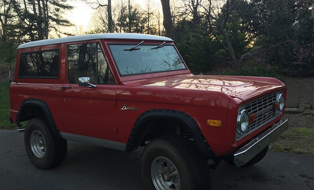 Ford podría revivir su modelo Bronco de los sesentas