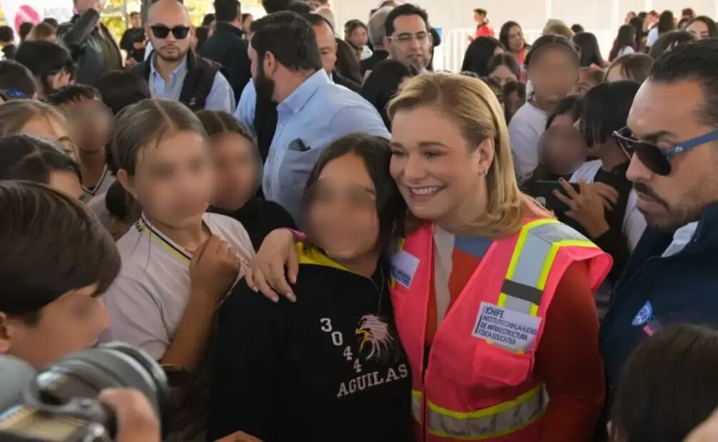 Maru Campos lanza programa para rehabilitar 45 escuelas de educación básica en Chihuahua (13/11/). Foto: Especial