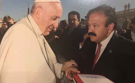 Ahued comparte El Médico en Tu Casa con el papa Francisco