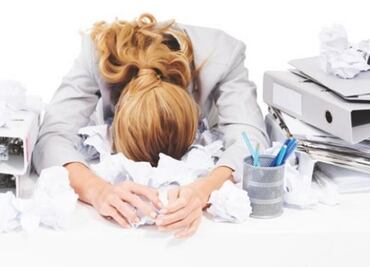 ¿Te abruman tus deudas? Tal vez tengas estrés financiero; expertos te dan algunas claves para que lo combatas