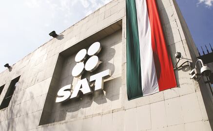SAT confirma un adeudo fiscal de un expresidente