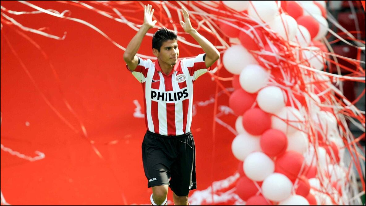 Carlos Salcido en su paso por el PSV. Foto: Agencias