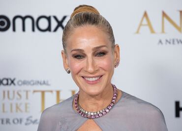 Sarah Jessica Parker trae de vuelta la falda de tul de Carrie en premiere de “And Just Like That”