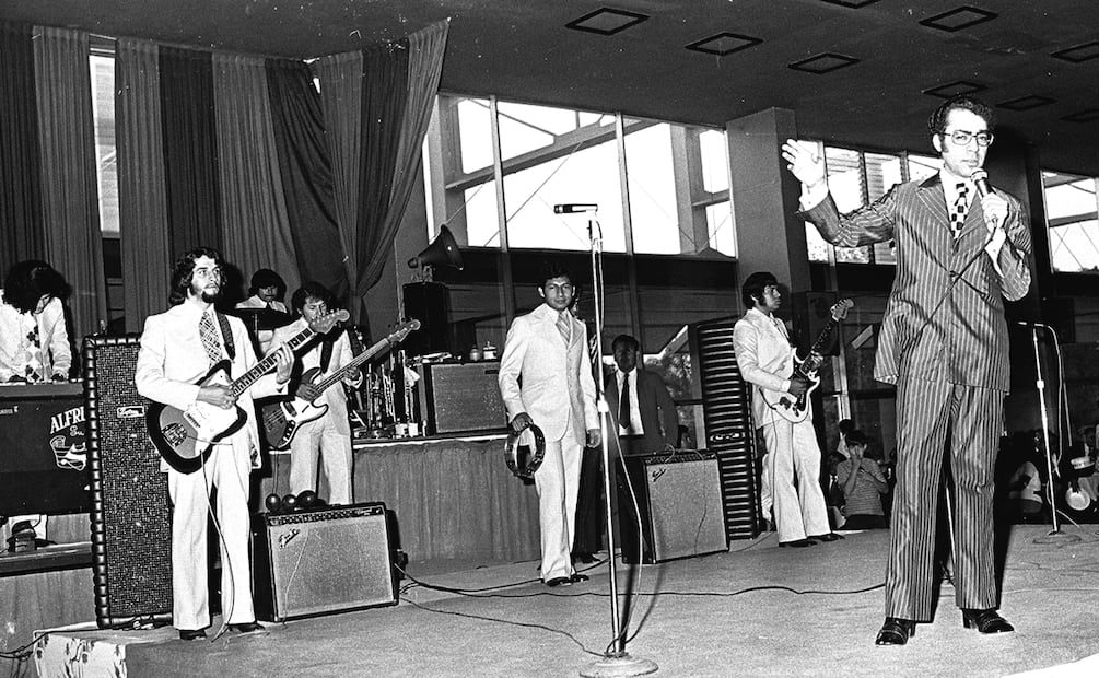 Manolo Muñoz amaba cantar y deleitar el público con ritmos variados y humor. 
Foto: Archivo EL UNIVERSAL.