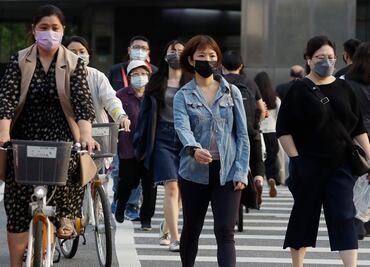 OMS decide mantener Covid-19 en nivel de pandemia; llama a "no bajar la guardia"