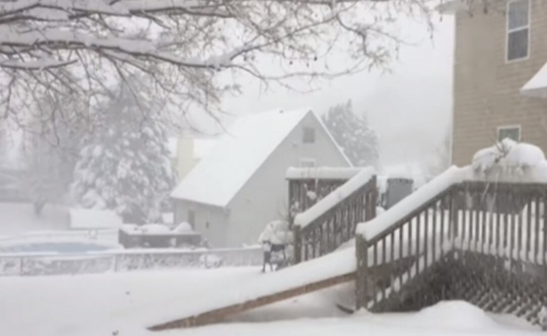 Además, la Patrulla de Caminos de Carolina del Norte informó que se ha registrado más de 2 mil 300 accidentes y 5 mil 800 llamadas de servicio desde el domingo. Foto: Notimex