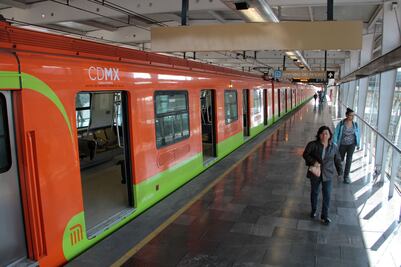 Senado pide informar sobre avances de obras en Metro