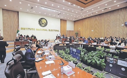 INE va por sorteo para dividir candidaturas por distrito; se aprueba en comisiones