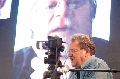 Monstruos, los políticos: Del Toro