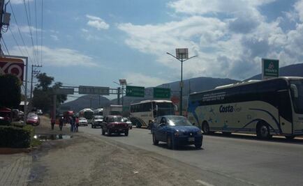 Reanudan circulación en Autopista del Sol tras bloqueo