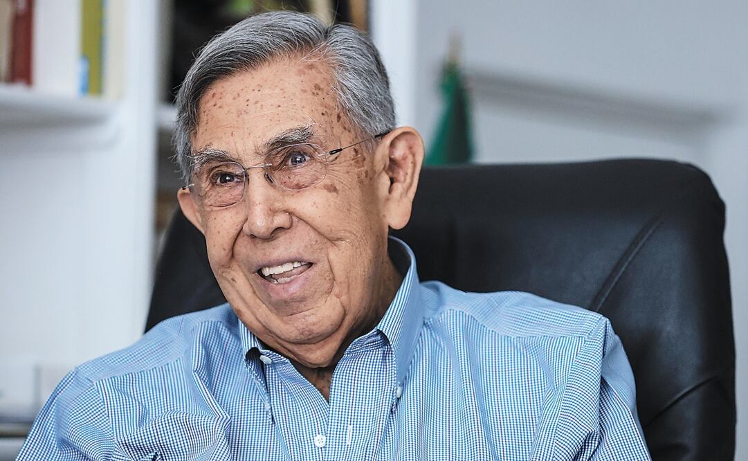 Entrevista con el ingeniero Cuauhtémoc Cárdenas Solorzano en su residencia en Lomas de Chapultepec FOTOS Gabriel Pano El Universal