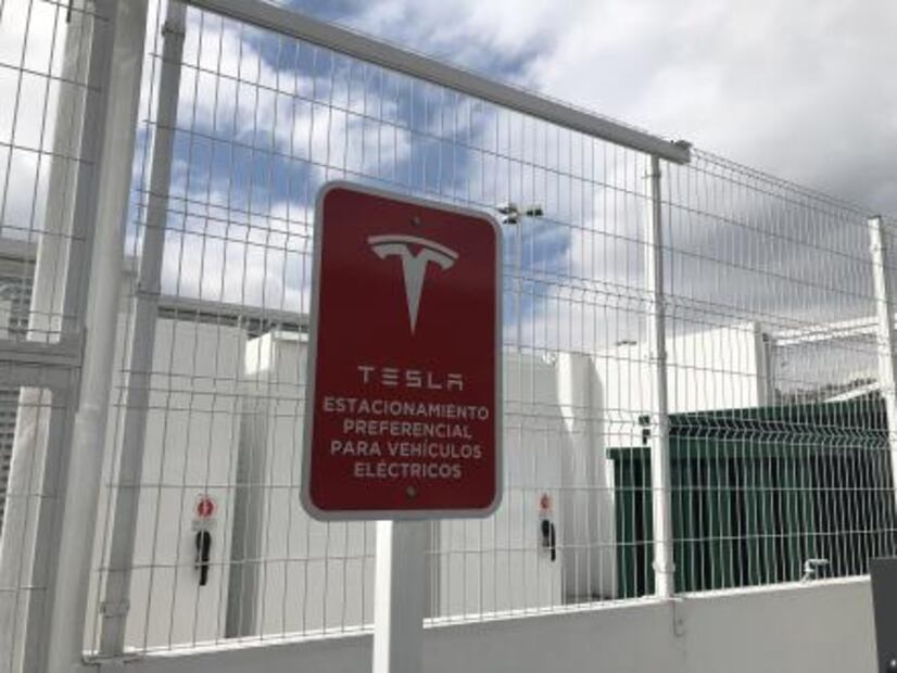 Tesla Model X: una sensación difícil de igualar