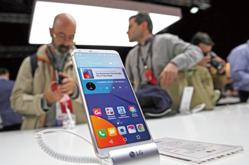 Competencia. LG busca colocar al modelo G7 entre los tres smartphones más vendidos en gama alta. (ARCHIVO EL UNIVERSAL)