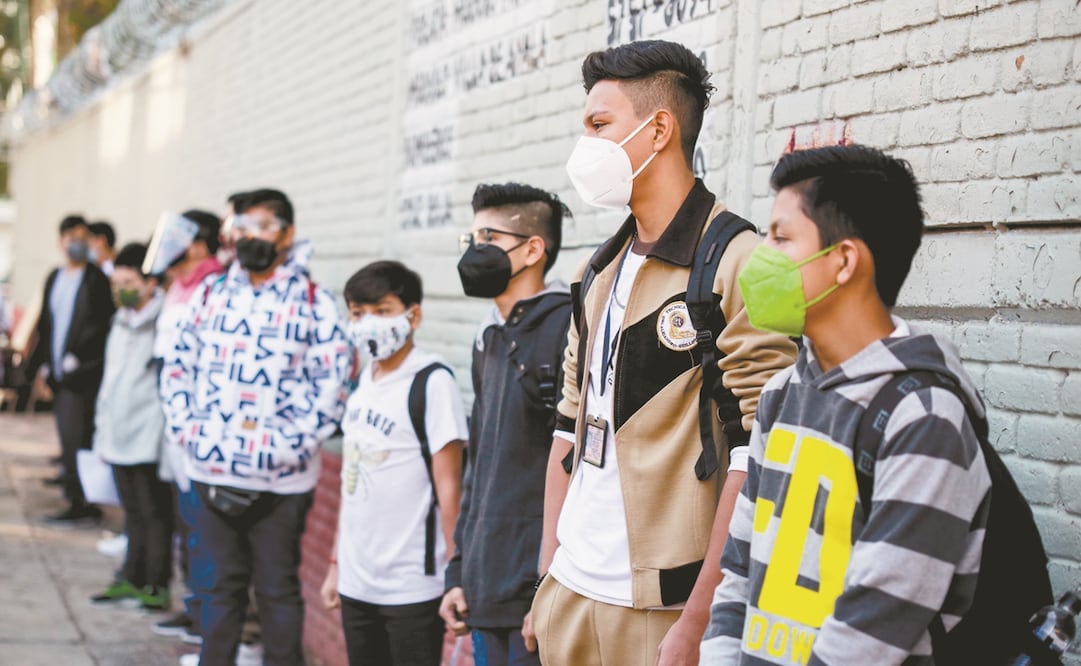 Si Cofepris avala aplicación, dosis de Pfizer se aplicará a grupo de 12 a 17 años, adelantó Salud. Foto: ARCHIVO EL UNIVERSAL