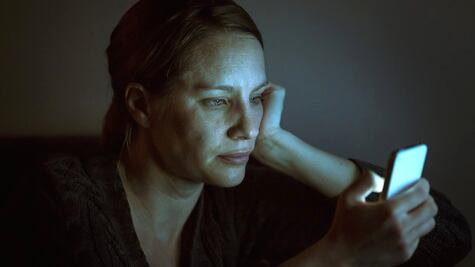 Qué es la "economía de la atención" y por qué tu smartphone te hace parte de ella