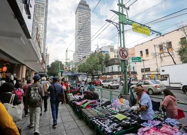 Retrocede confianza empresarial en comercio y servicios