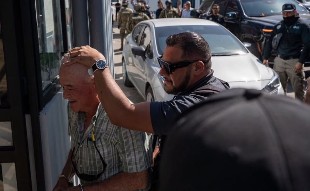 Ernesto Ruffo fue abordado antes de una reunión en Ensenada; así fue la detención del exgobernador de Baja California
Foto: Especial
