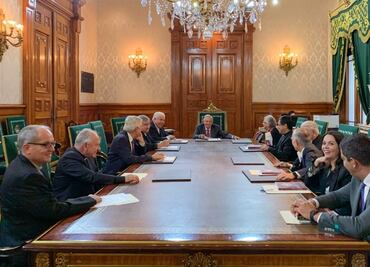 AMLO se reúne con obispos mexicanos para abordar migración