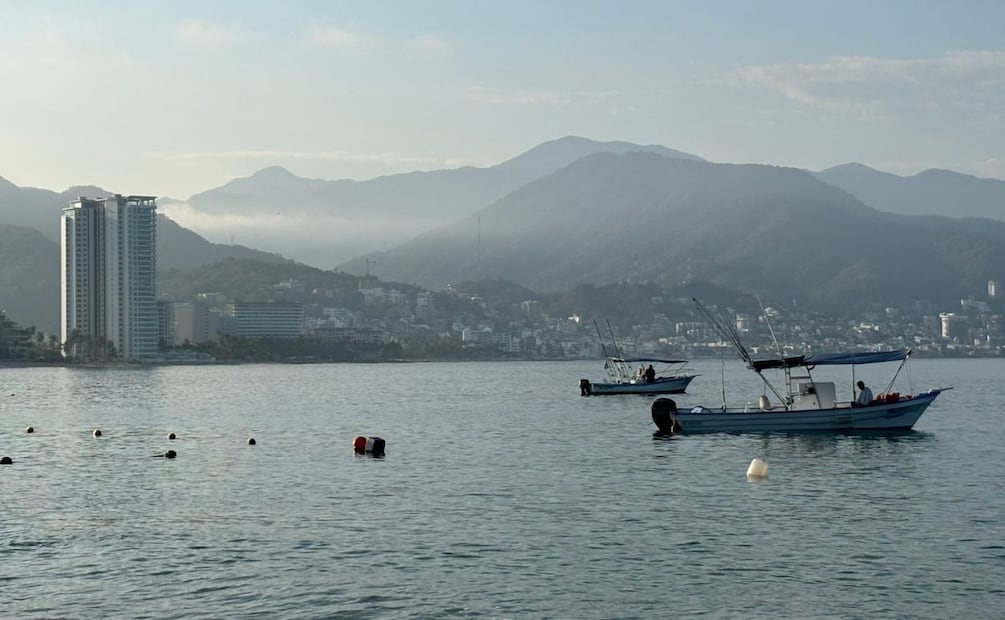 Playas de Puerto Vallarta registran afluencia normal a una semana del abatimiento de “El Mencho”. 01 de marzo de 2026. Foto: Especial.