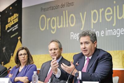 Pide Curzio cambiar visión negativa de país