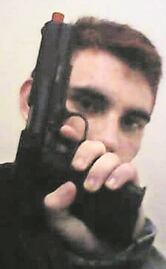Nikolas Cruz. Obsesión por las armas