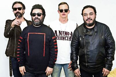 Molotov dedica canción a los ladrones
