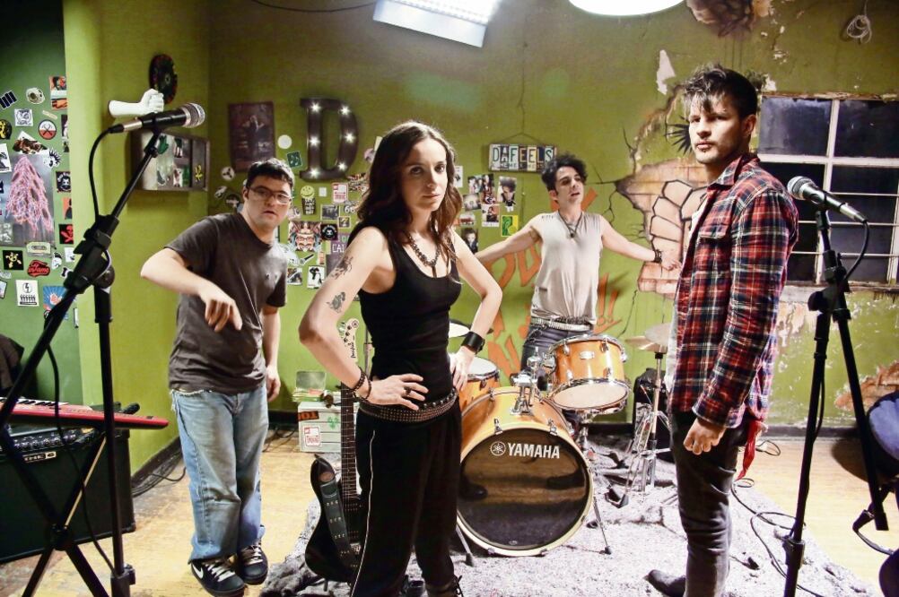 La historia de un grupo musical que cambia del punk a la anarcumbia (CORTESÍA CINÉPOLIS)