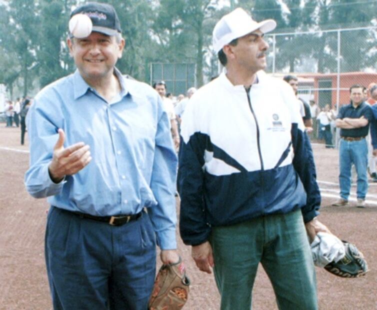 Así ha cambiado AMLO con el paso de los años