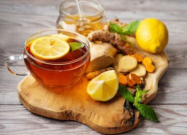 Los beneficios de tomar cúrcuma con limón