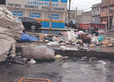 Se inunda tiradero Neza III dentro del Bordo de Xochiaca