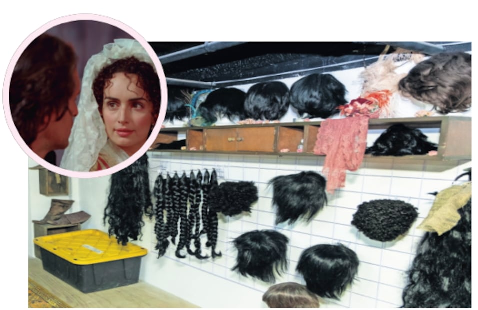 Se exponen prendas, pelucas y accesorios de filmes como "Hidalgo, la historia jamás contada" (2010).
Foto: Hugo Salvador/EL UNIVERSAL.