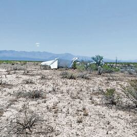Recuperan restos de víctimas y las cajas negras de avión 