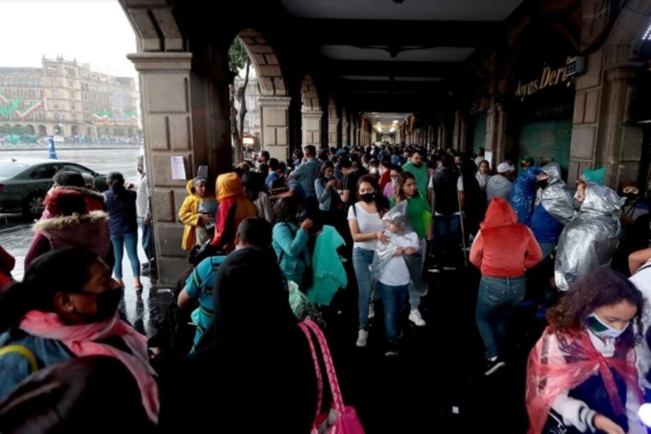 Fiestas patrias desoladas por Covid-19 y perros rescatistas con actitud de rockstars, entre las fotos de la semana