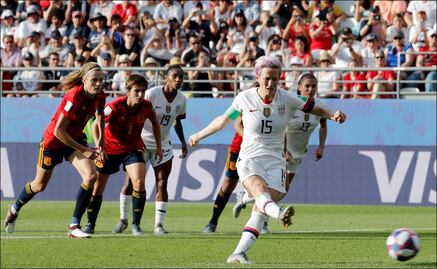 Estados Unidos sufre pero elimina a España del Mundial