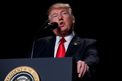 Trump defiende "duras llamadas telefónicas" con líderes mundiales