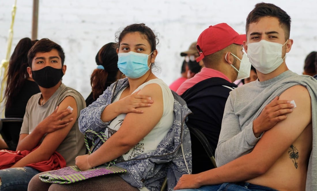 Vacunación antiCovid de jóvenes en Ciudad de México. Foto: Xinhua