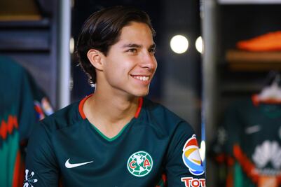 No ha anotado, pero Lainez llama la atención en España