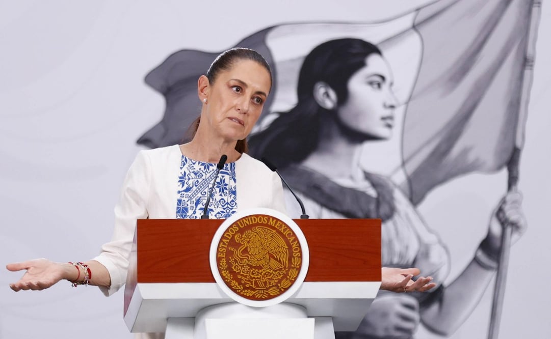 Claudia Sheinbaum Pardo en su conferencia matutina en Palacio Nacional el 4 de mayo de 2026. Foto: Diego Simón Sánchez/ EL UNIVERSAL