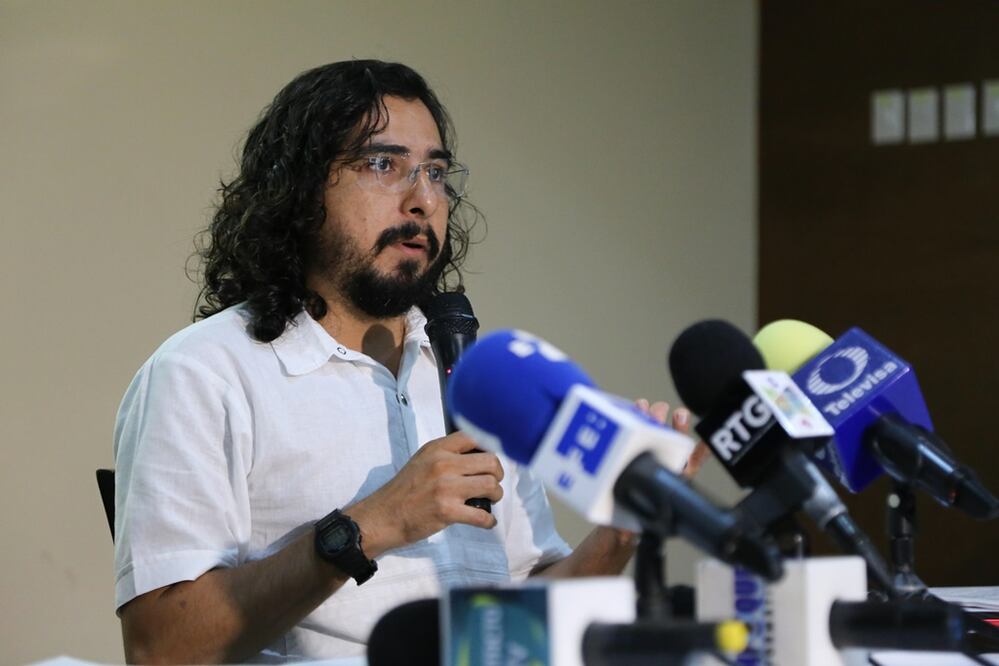 Jorge Medina Rangel se convirtió en el primer hombre gay en la historia de Guerrero en recibir una pensión de viudez. Foto: EFE