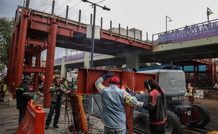 En medio de la lluvia y a contrarreloj, trabajadores ultiman detalles del Parque Elevado en Calzada de Tlalpan; será inaugurado este domingo 